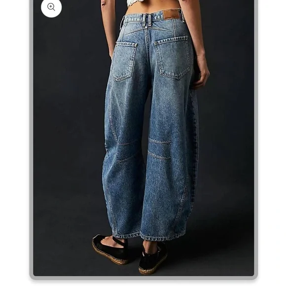 Sweetkama Women's Blue Denim wide leg barrel Jeans - Picture 2 of 5